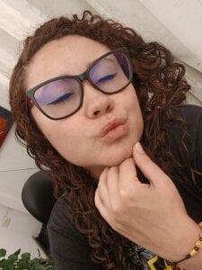 curly_greeneyed A Beautiful Day!!! Pic