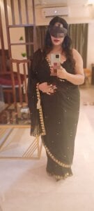 Sassy-Riddhi: Me ( фото)