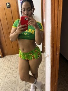 KarlieMoore: green ( 3 фото)