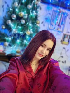 redhead_ginger which color do you like best? Foto 3