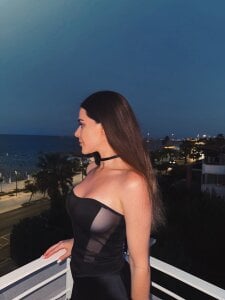 Jeyriona Public зображення