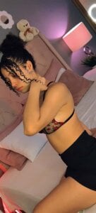 Joe_And_Emma romantic love Pic 3