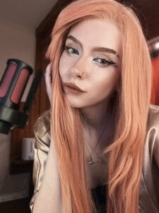 Mistress_Iris Public Pic 3