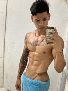 Andres_Santos777 🪩 Pic 9