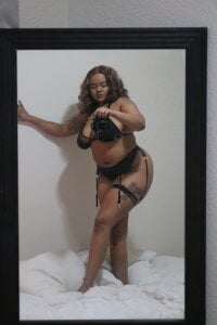 JUDY-BLACK Public  3টি ছবি