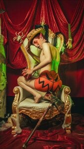 Un_Sluttyy HALLOWEEN Pic 2