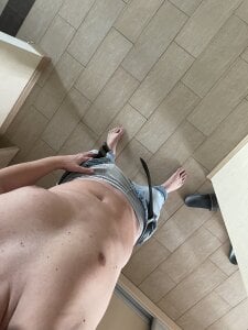 Your_slaveboy Public Pic 3