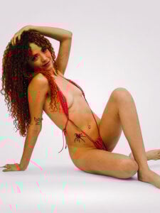 Sexi de CandyyMonroe  3 Imagens