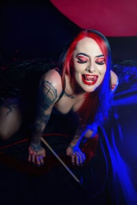 Zami_Escobar_ofYour bad cupid came for you图片