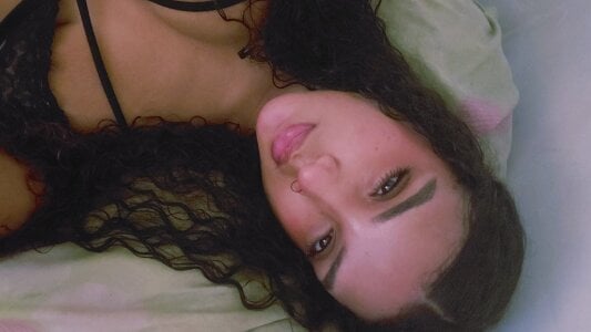 Majo_BigTits Public Pic 2