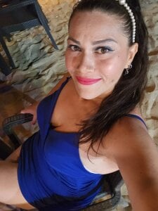Join AysheLimaTR Live Sex Chat - Profiles, Reviews, & Porn