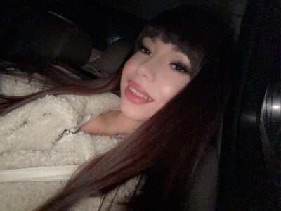 MayaWill Public Pic 4