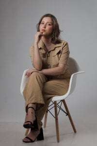 Brunetthe Public Pic 2