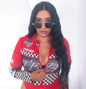 bombshell 🥵🥵 od Kayleemorales  7 snímek