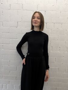 JulieChesnut Public Poză 3