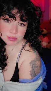 ANGELIQUE_KLANE a sexy, pretty and naughty girl Pic 2