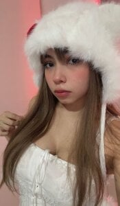 milaack_のKitty Milaの 4枚の写真