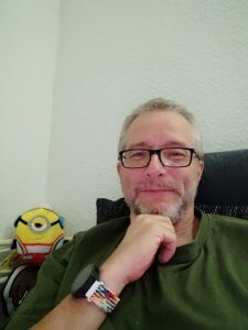 loenne1Public图片 2