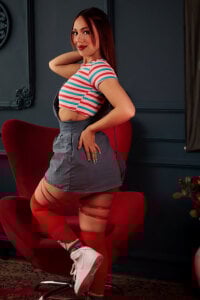 nikolevoshkie_ Hi, I’m Chucky 🔪 Gambar 3