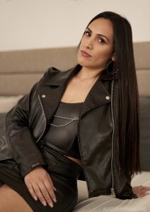 alessandra-a Public Photo 2
