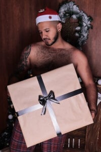 mister_miike Christmas fire 🔥 Pic 2