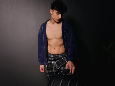 Richard_steele_hot Public Pic 4