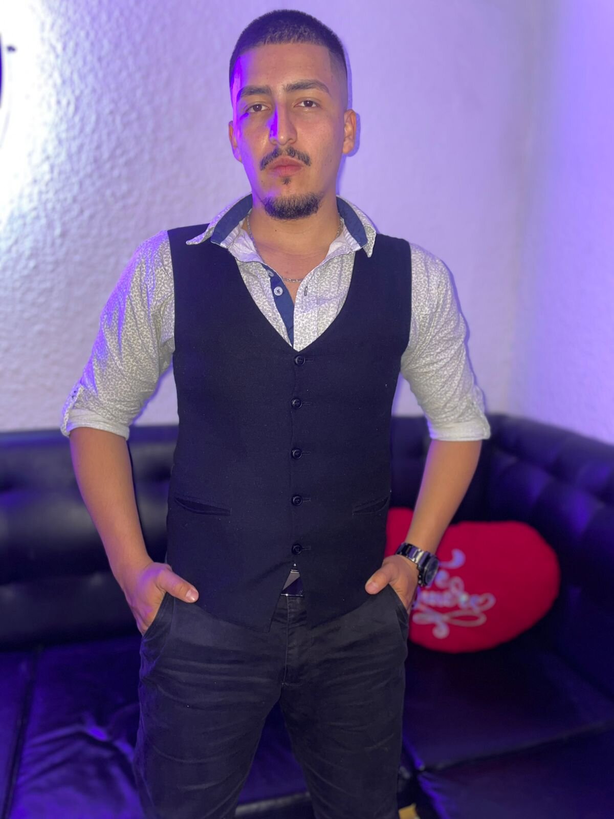 MrFox__さんのトレンドな 9475枚の写真