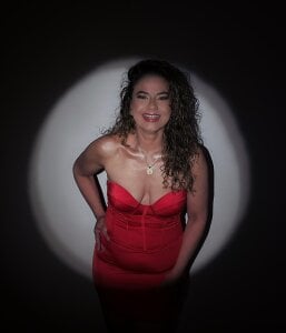 sasi_luna DIVA IN RED Foto