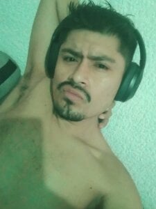 Charlystinsonrey Public Pic 4