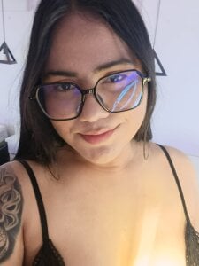 Briana_Goldd: Bri❤️‍🔥 ( 2 фото)