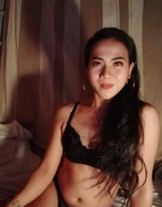 1PinayTsMarie Petite Pinay Body? Pic 2