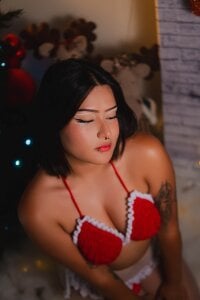 mayukim Xmas with me Pic 2