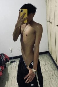 Taylor_Black_01 Mirror 🫦 Pic 2