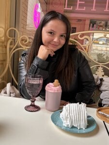 CelesteBailey Just me going out Fotka 7