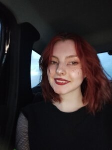 EsmeHarrie Public Pic 2