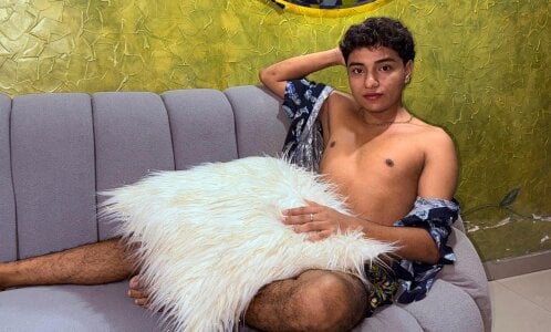 CamilowhiteS sexy Pic 2