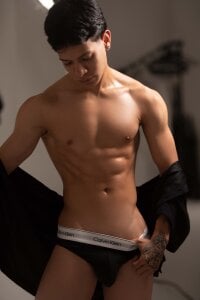 TonyPetrovjs Elite Seduction Bilde 2