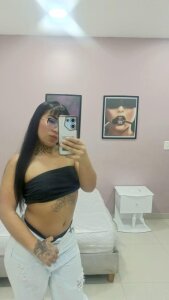 Chloe_Katt_Bms Public Pic 4