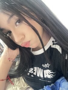 JisselMiller Don't stop believing in the magic of the moment ✨🪄🩵 Pic 3