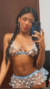 AlayshaJohnson Selfie Lingerie🍓 Foto 3
