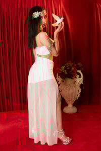 ElectraRhodes1 🎃💕💥 Pic 2