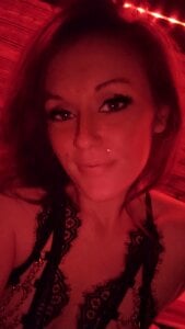 Zdjęcia vixengoddess696 Girl Next Door:  3