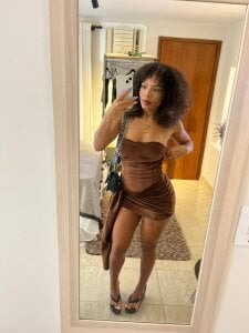 Joan_Quinn Public Pic 2