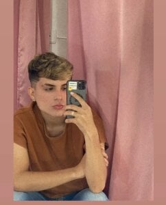 NicolasRey1 me🍆 Pic 4