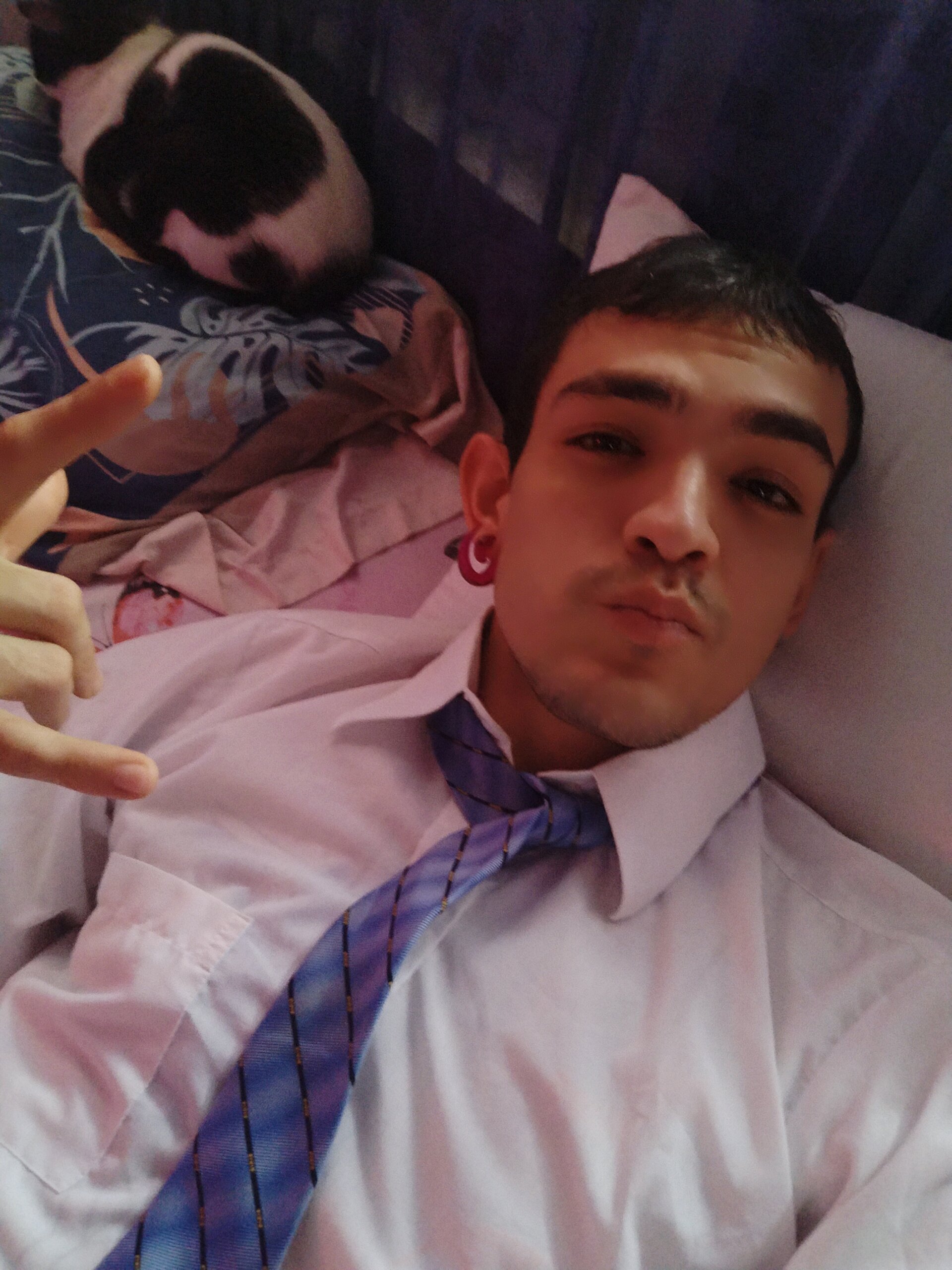 themaykiin18 Public slika