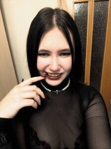 KristynWoliver Public รูป  4