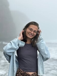 JInaMillsap Hi, I'm Kelly, and I'm glad to see you here <3  3টি ছবি