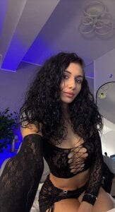 AlessiaDebbie Public Pic 8