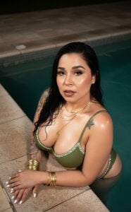 Natural_BIGASS_Nina #1 🥰😘 Pic 2