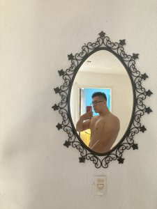 Moisesgtz04 Public Pic 2